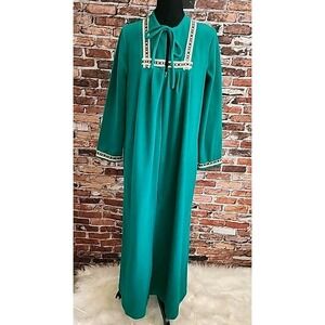 Vintage Montgomery Wards House Coat Robe Fleece 100% Dacron‎ Polyester Green 70s